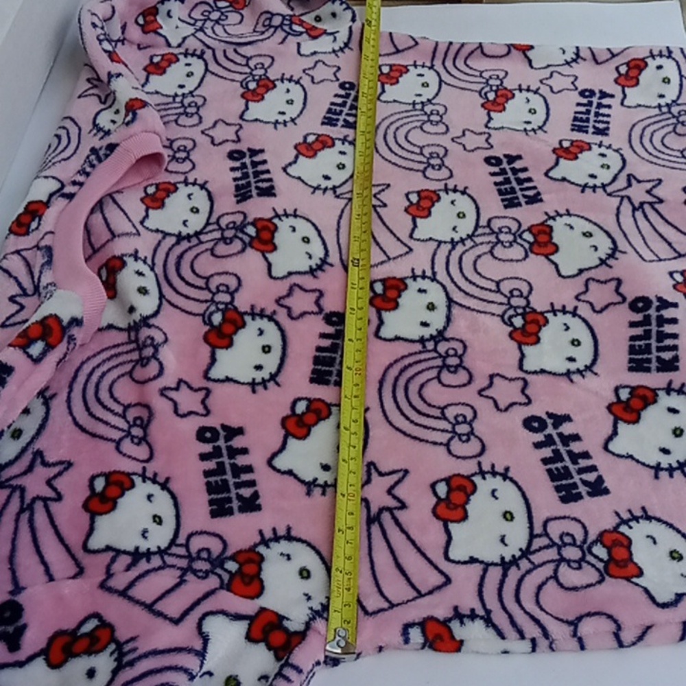 Hello Kitty Plush Long Sleeve Top - Picture 7 of 16
